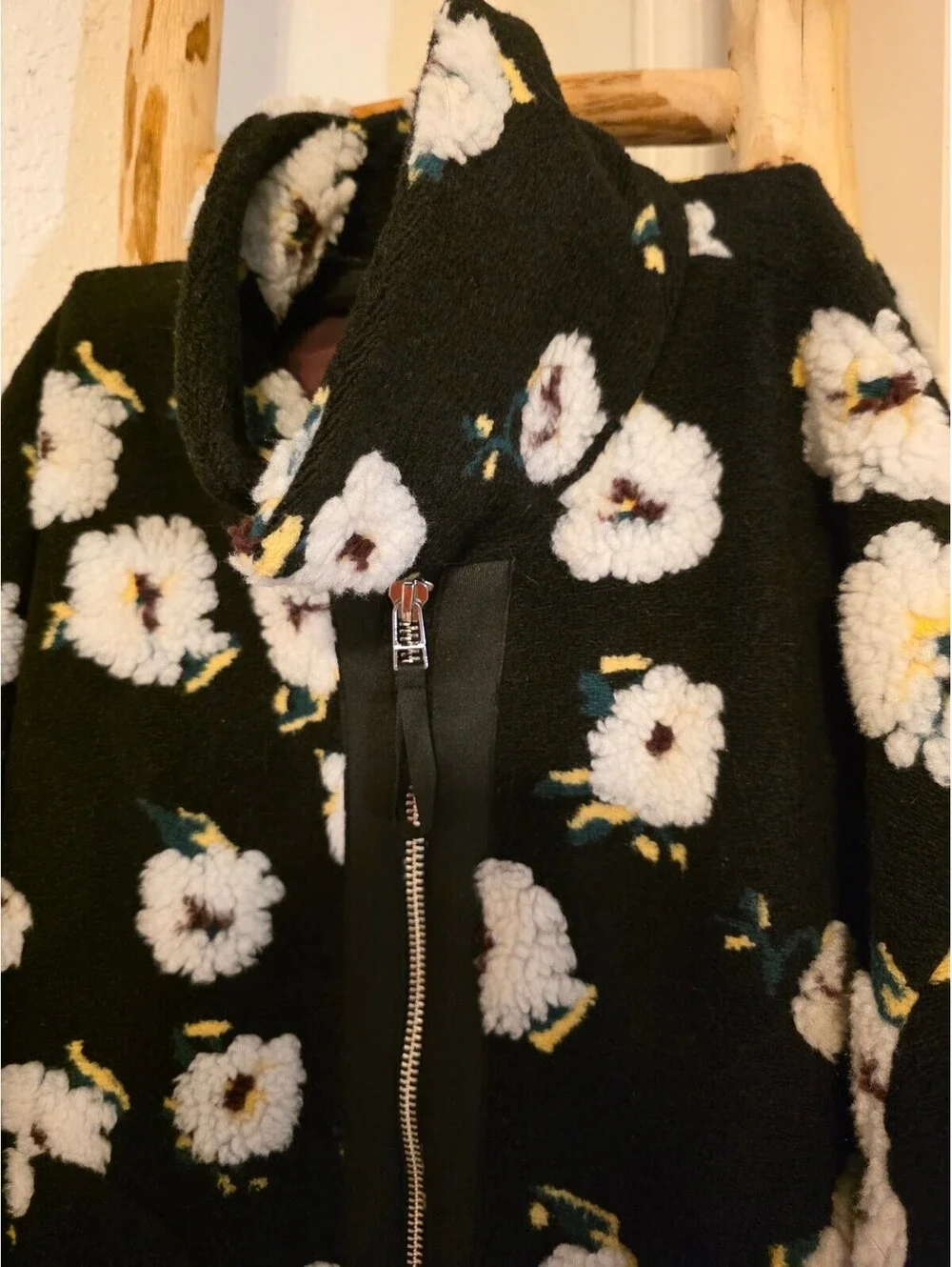 NWT Anthropologie Floral Sherpa Fleece Bomber Jacket Black White Daisy Medium M